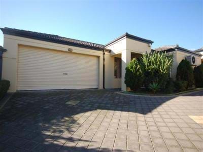 Buy property Melbourne; Buyers Agent